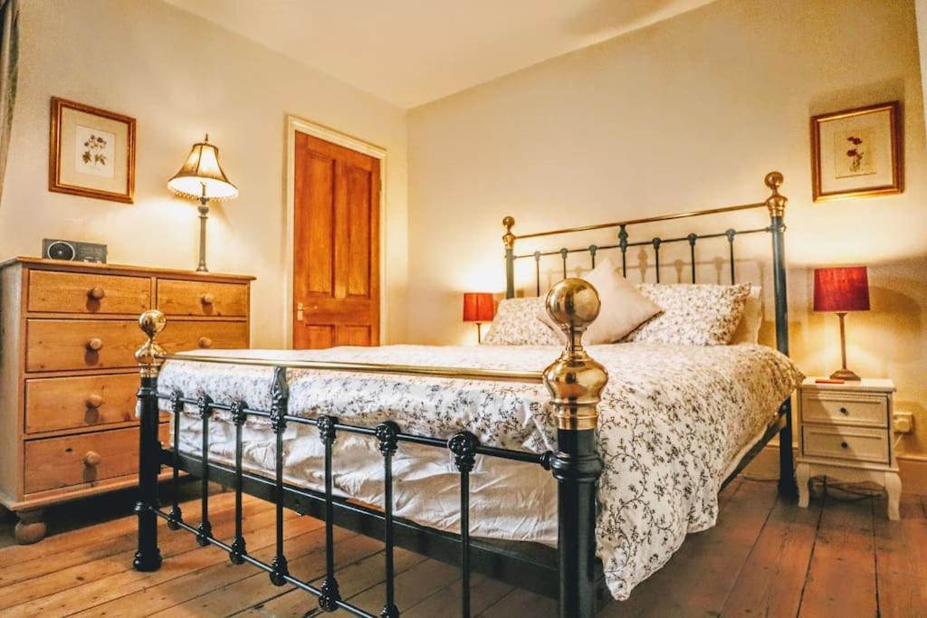 Cute Cottage 5 Min Walk From Cafes Station And Sea Хейстингс Екстериор снимка