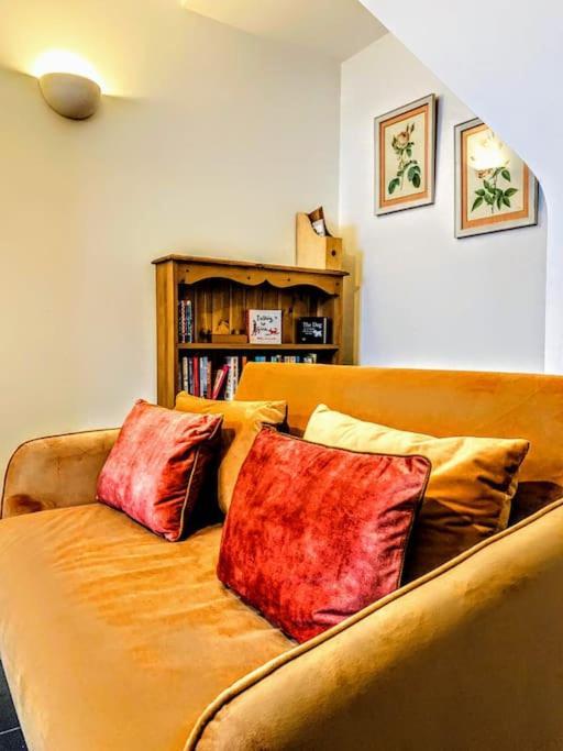 Cute Cottage 5 Min Walk From Cafes Station And Sea Хейстингс Екстериор снимка