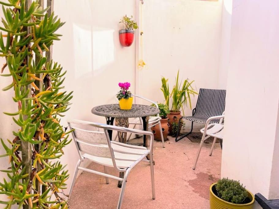 Cute Cottage 5 Min Walk From Cafes Station And Sea Хейстингс Екстериор снимка